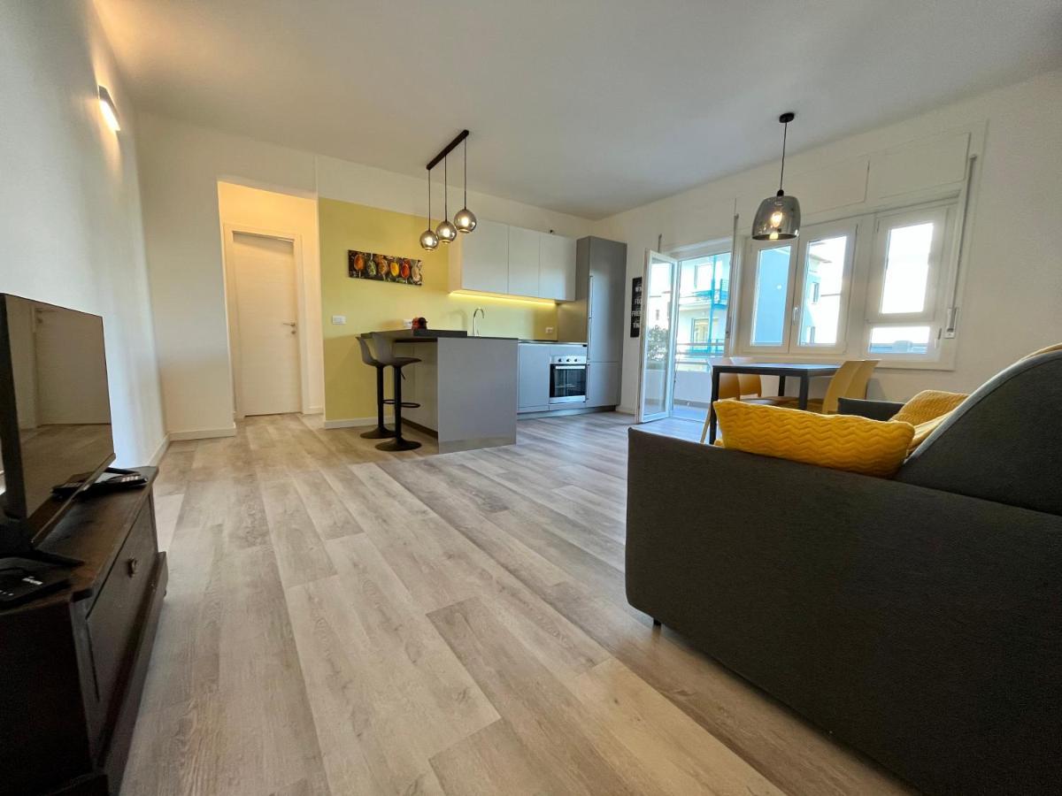 Condominio Martini Grado Bagian luar foto